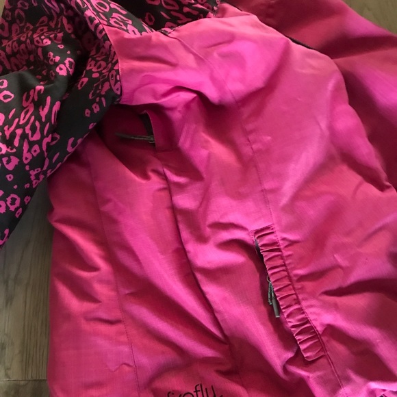 EUC FIREFLY YOUTH HOT PINK with leopard detail. - Picture 3 of 3
